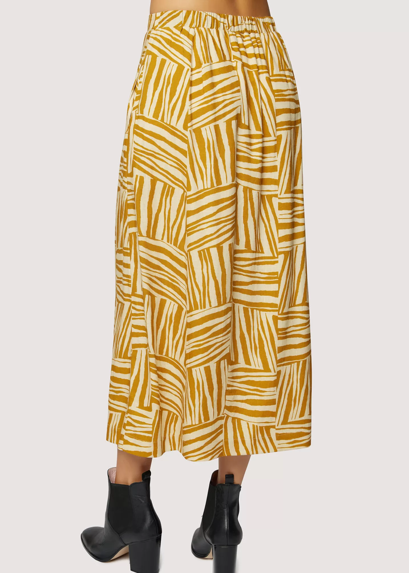 vintage_vacay_maxi_skirt_152568.webp Lost + Wander Skirts*Vintage Vacay Maxi Skirt ORANGE-WHITE-GRAPHIC